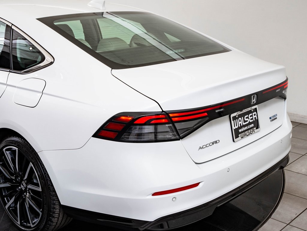 Used 2025 Honda Accord Touring image 19