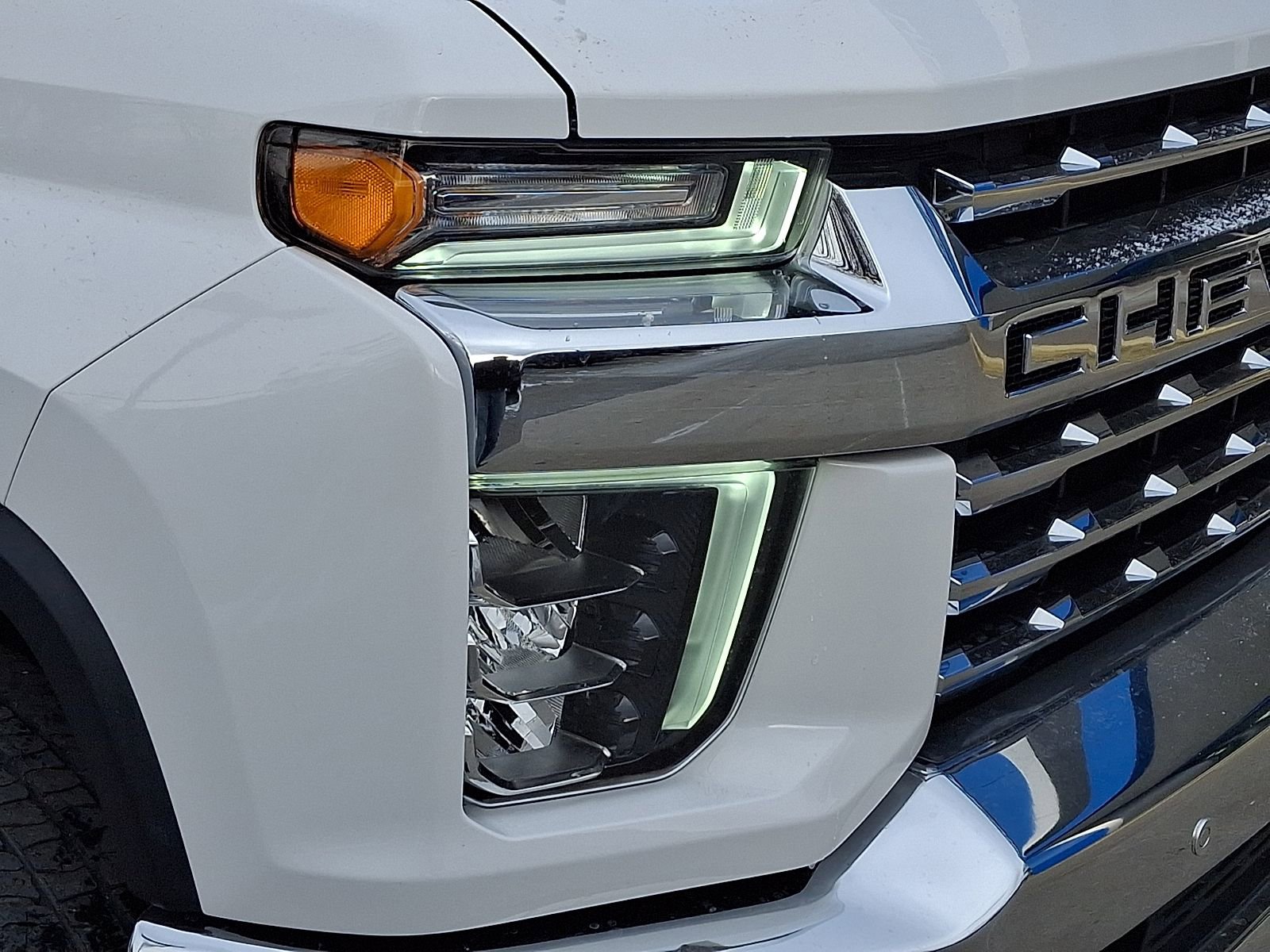 Used 2022 Chevrolet Silverado 3500 LTZ w/ LTZ Plus Package image 9