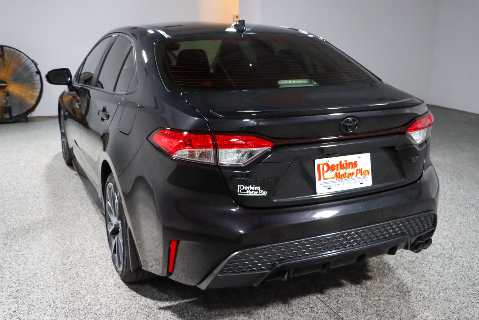 Used 2022 Toyota Corolla SE FWD image 9