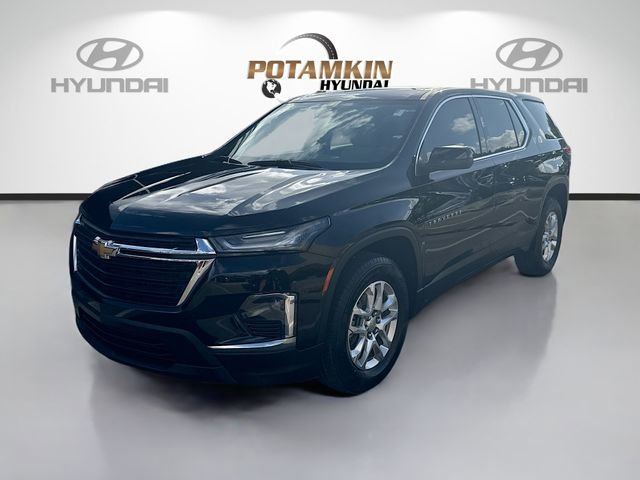 Used 2023 Chevrolet Traverse LS