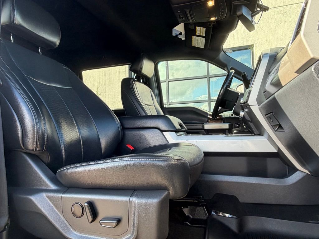 Used 2022 Ford F350 Lariat w/ Lariat Ultimate Package AWD/4WD image 20