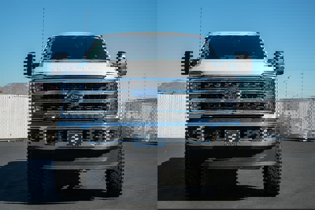 Used 2024 Ford F250 Lariat image 4