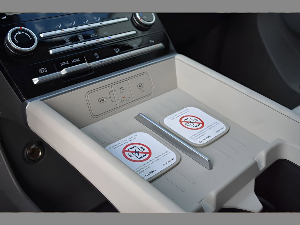 New 2026 Hyundai Santa Fe SE image 26