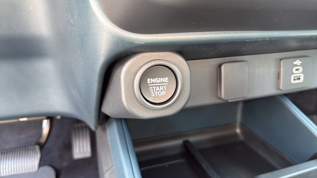 New 2026 Ford Maverick Lobo AWD/4WD image 32