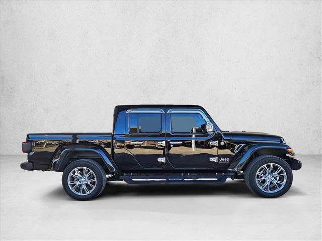 Used 2023 Jeep Gladiator Overland image 4