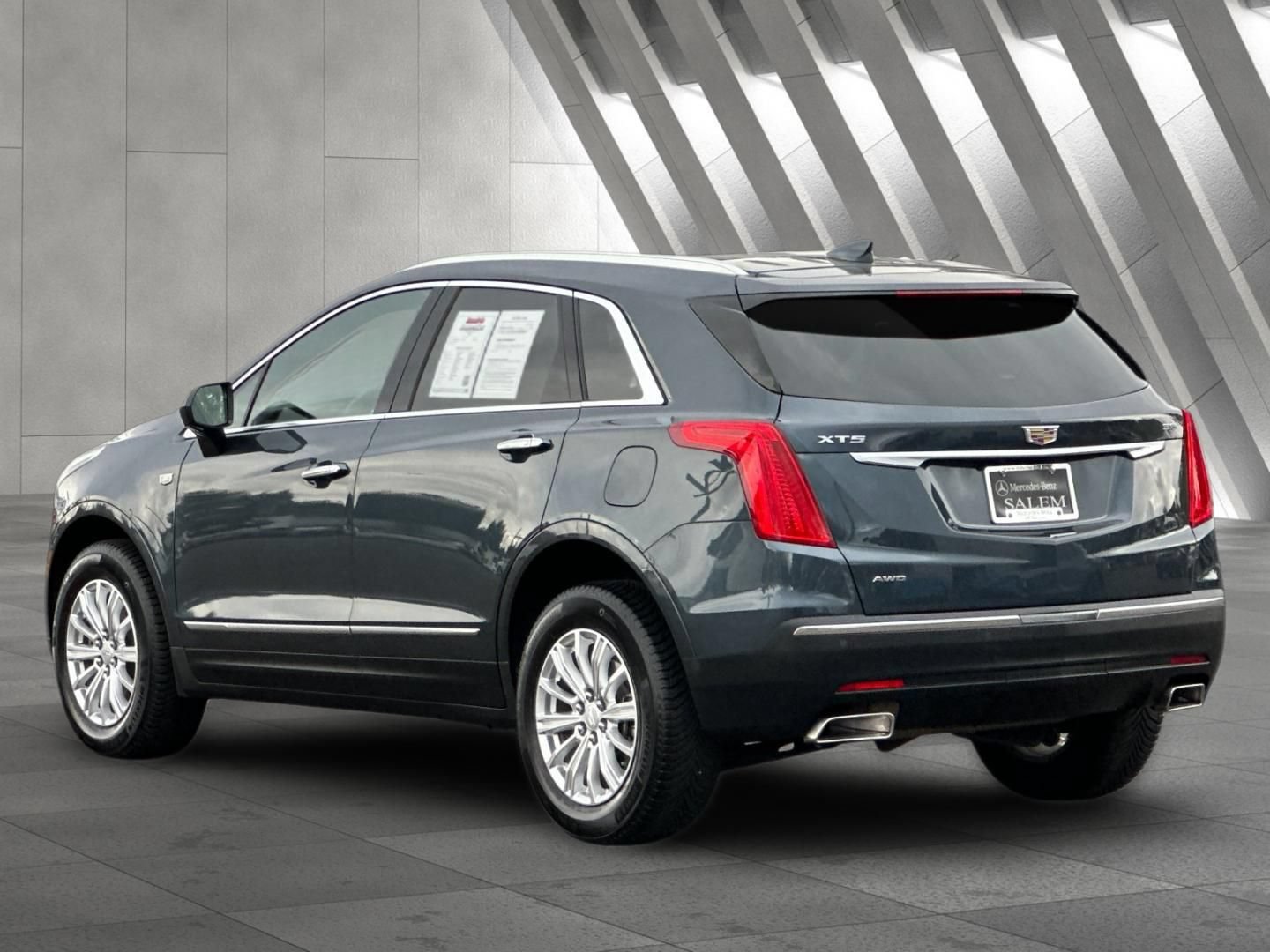 Used 2019 Cadillac XT5 AWD image 5