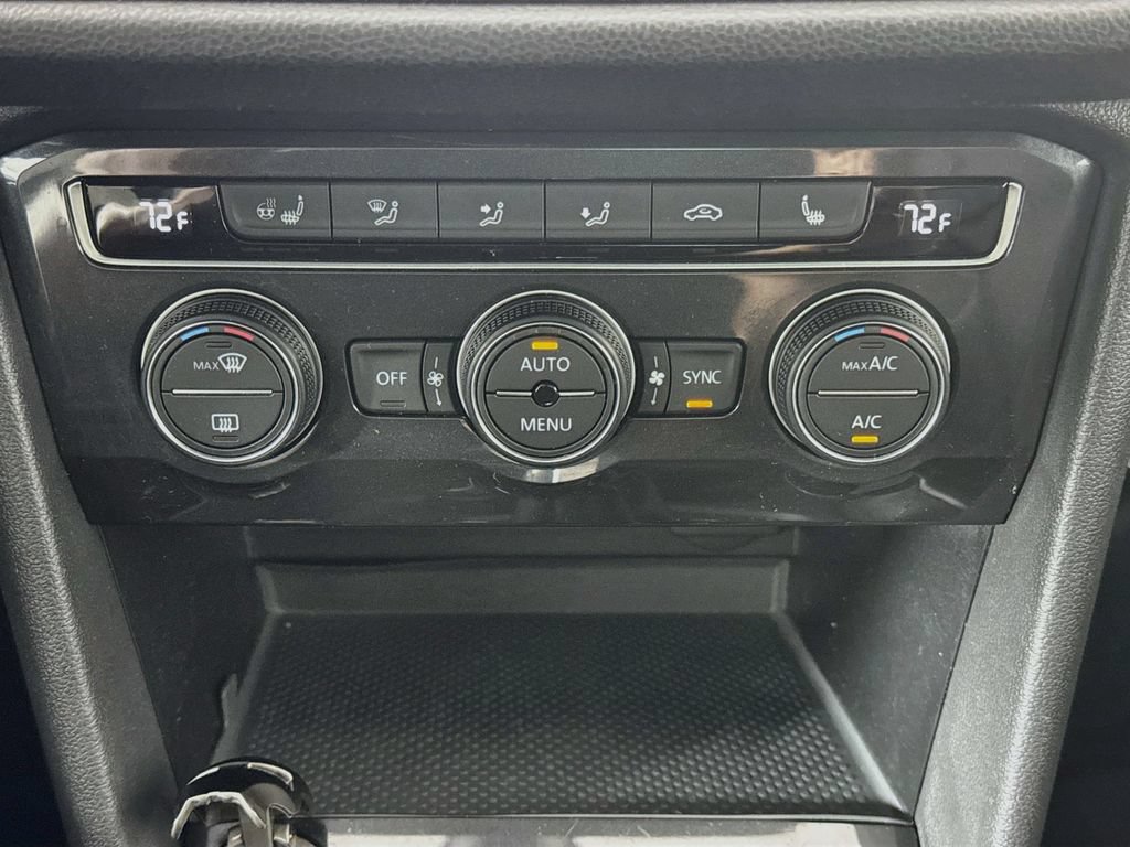 Used 2019 Volkswagen Tiguan SEL Premium R-Line AWD/4WD image 17