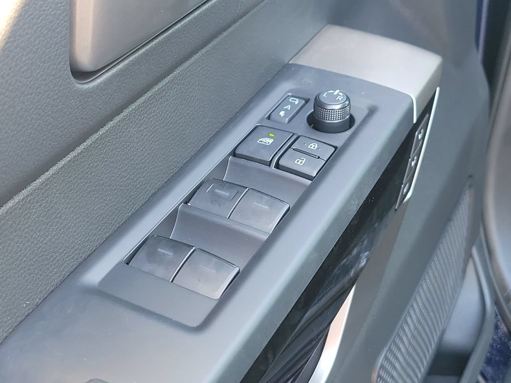 New 2026 Toyota Tundra Limited AWD/4WD image 11