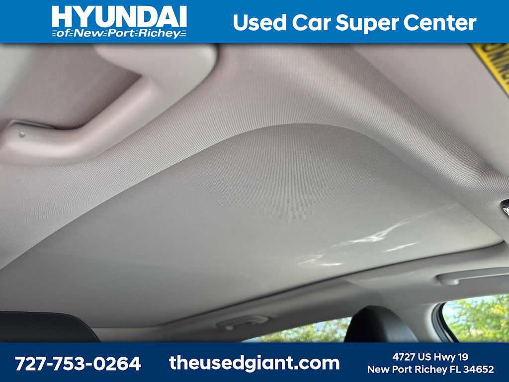 Used 2022 Hyundai Tucson Limited w/ Cargo Package image 8