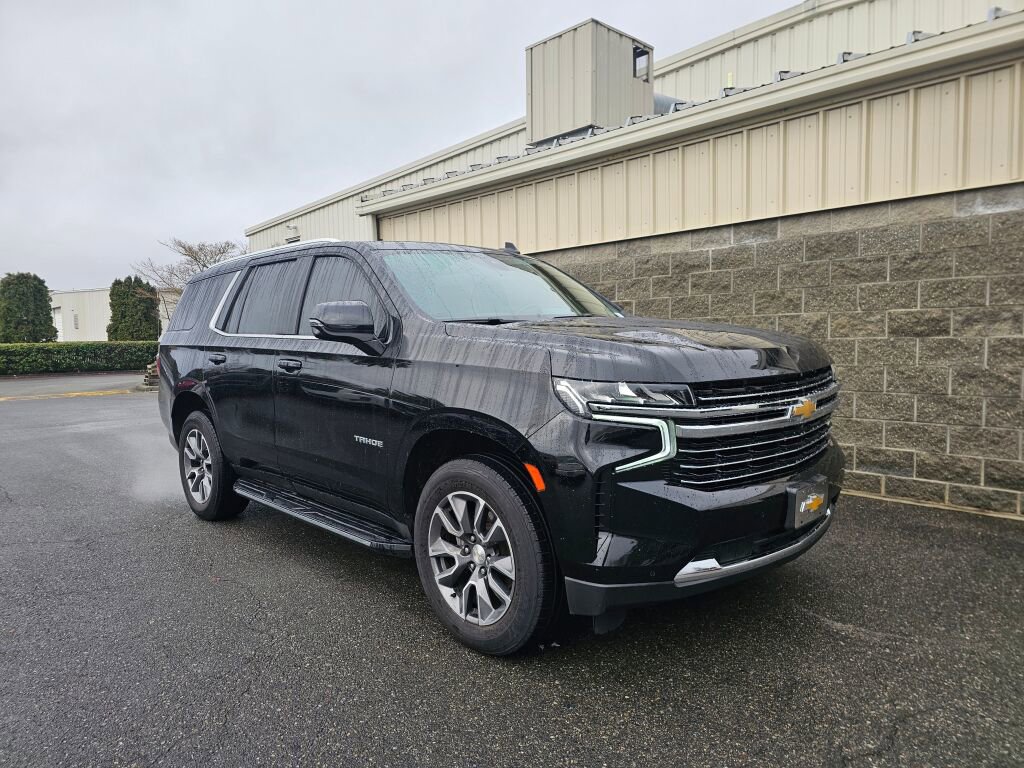 Used 2022 Chevrolet Tahoe LT w/ LT Signature Plus Package image 11