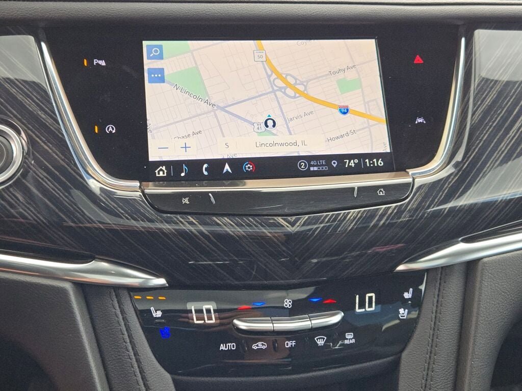 Used 2023 Cadillac XT6 Premium Luxury image 30