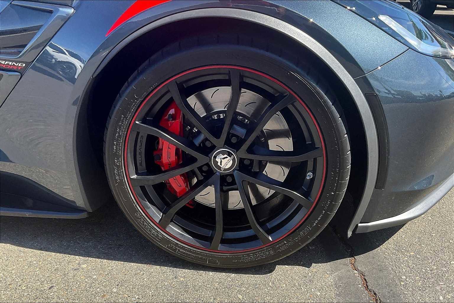 Used 2019 Chevrolet Corvette Grand Sport image 12