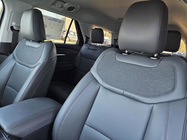 New 2026 Ford Explorer Active w/ Active Comfort Package RWD image 22