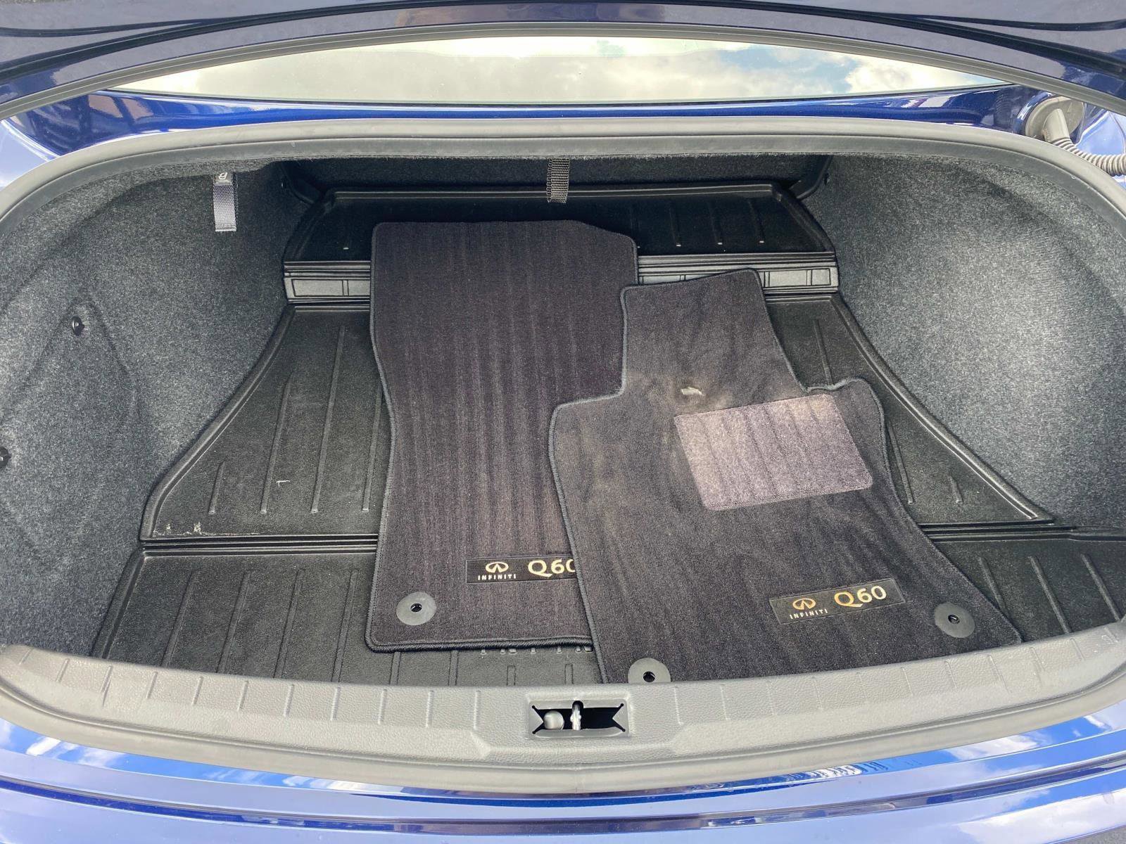 Used 2022 INFINITI Q60 3.0t Luxe w/ Essential Package image 8