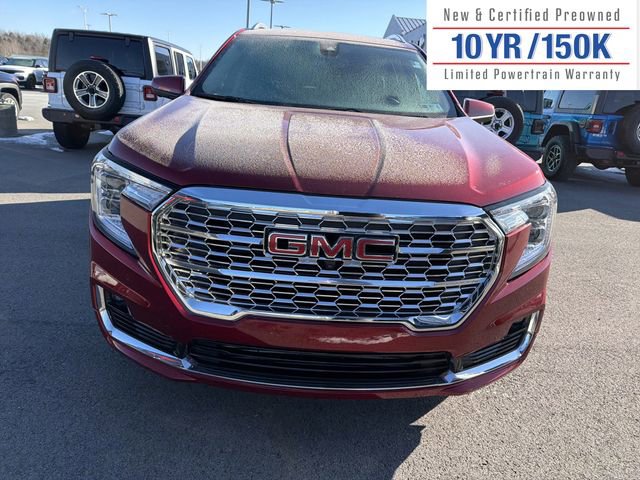 Used 2023 GMC Terrain Denali w/ Denali Premium Package image 2