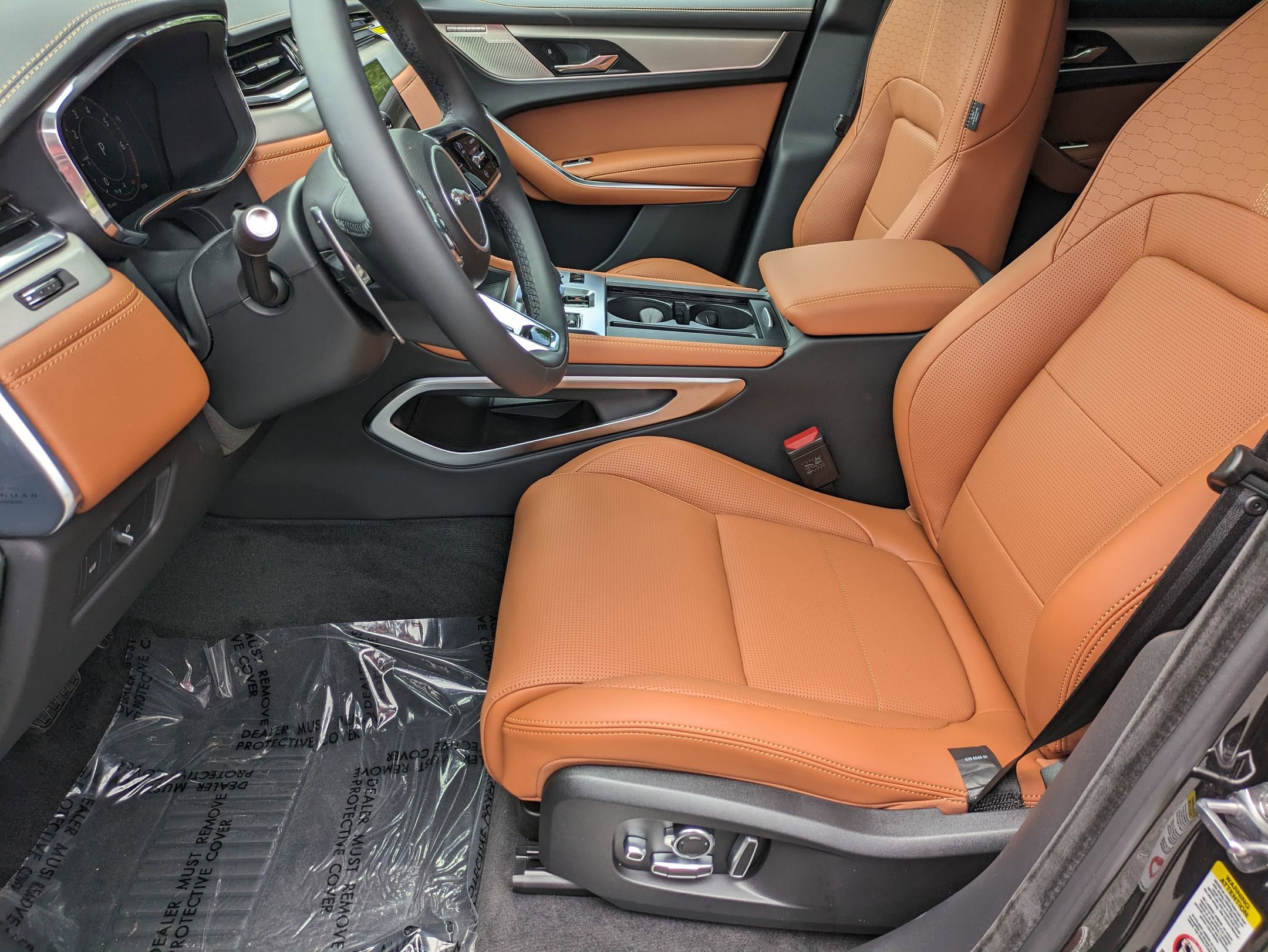 New 2026 Jaguar F-PACE R-Dynamic S image 22
