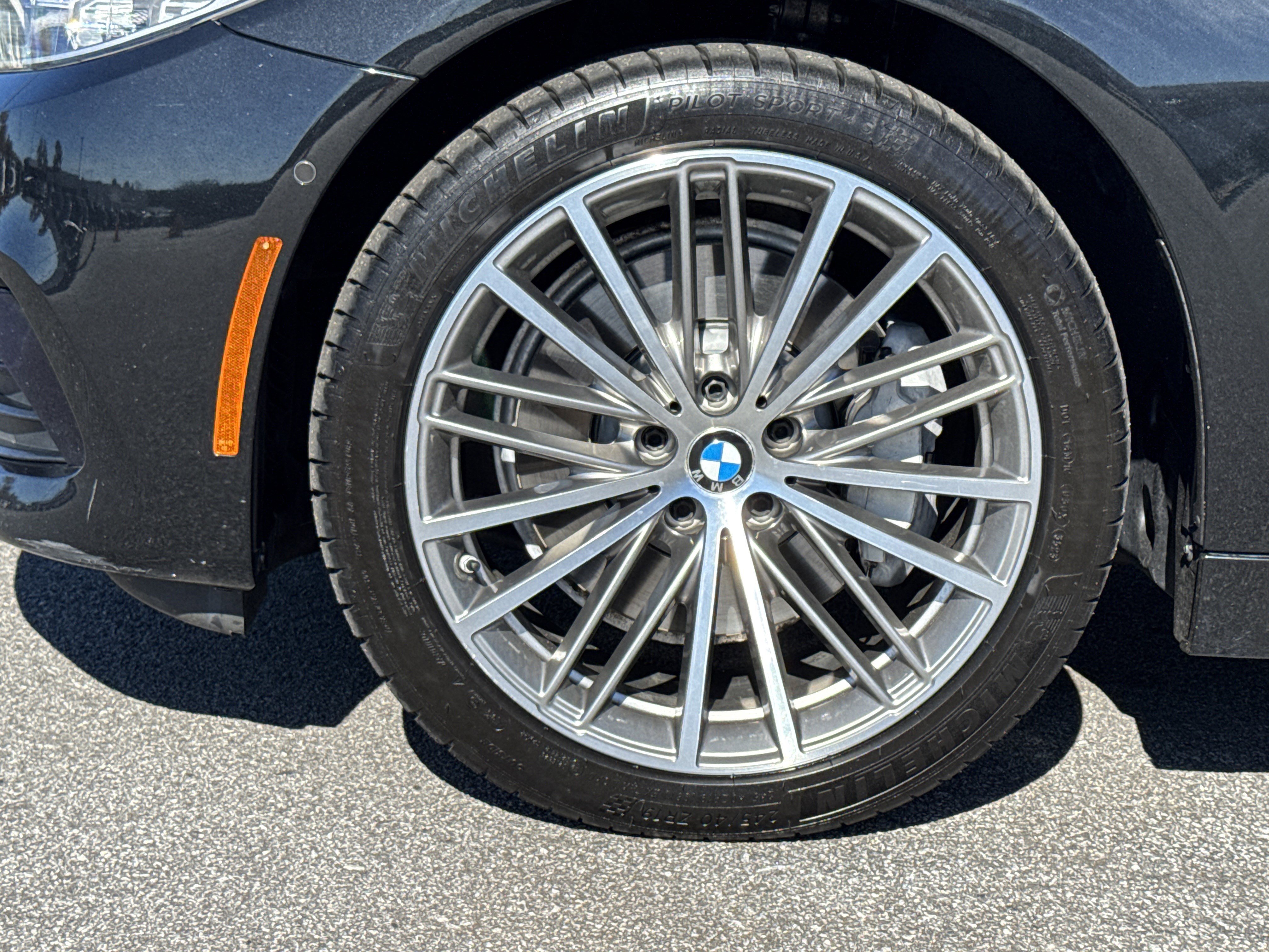 Used 2017 BMW 540i image 13