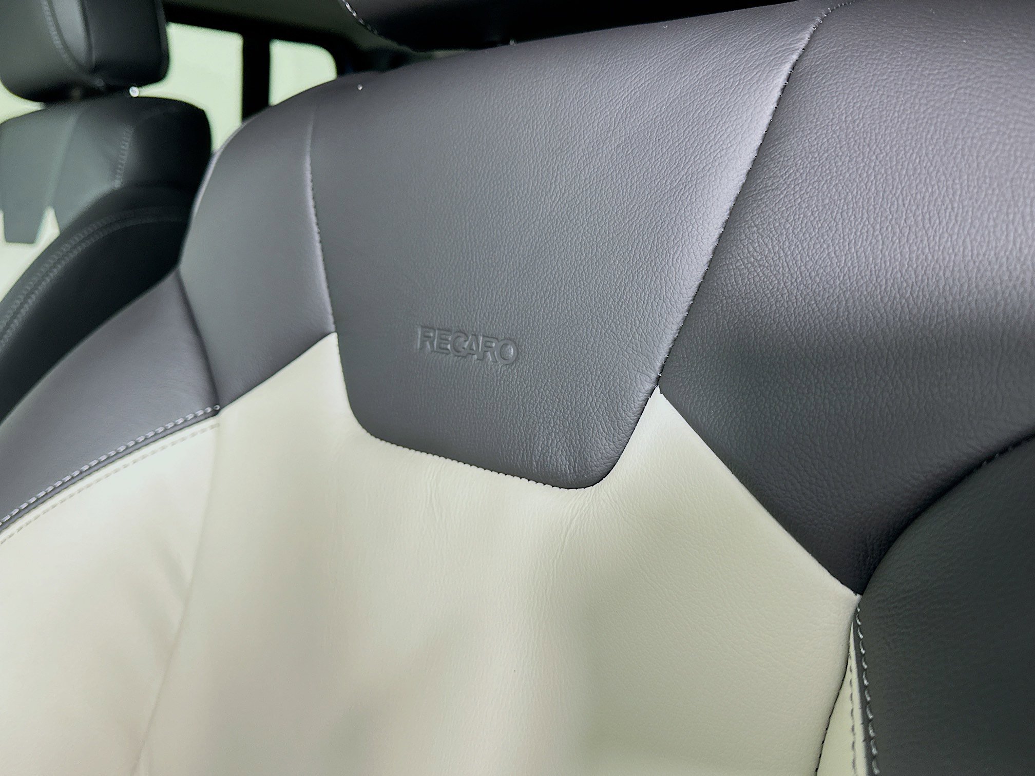 New 2025 INEOS Grenadier Fieldmaster Edition image 40