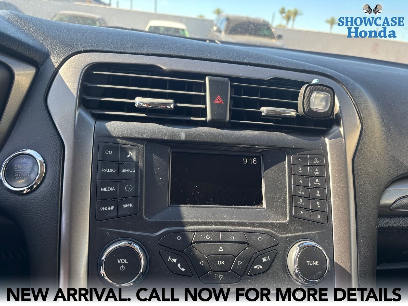 Used 2017 Ford Fusion SE image 10