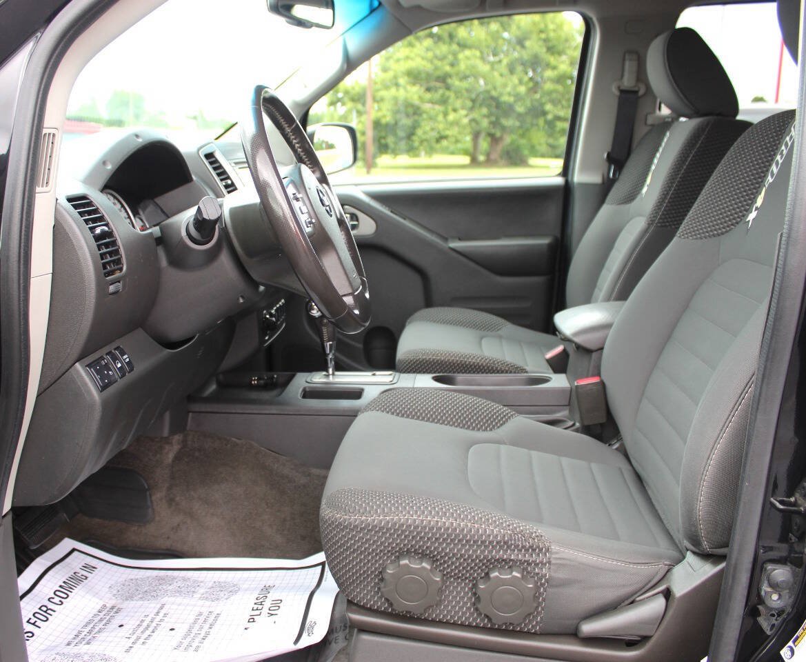 Used 2018 Nissan Frontier PRO-4X AWD/4WD image 16