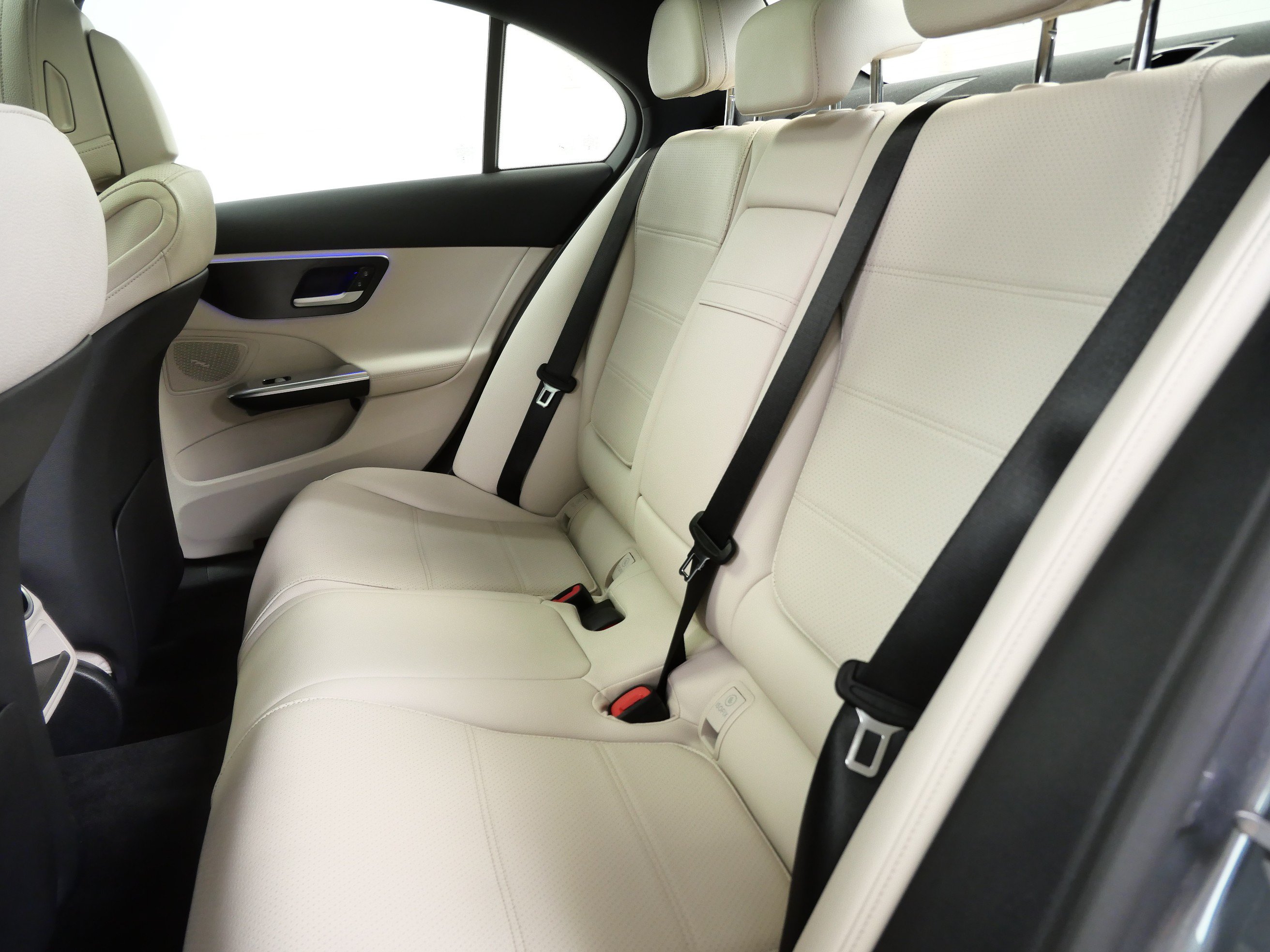 Certified 2023 Mercedes-Benz C 300 4MATIC Sedan image 17