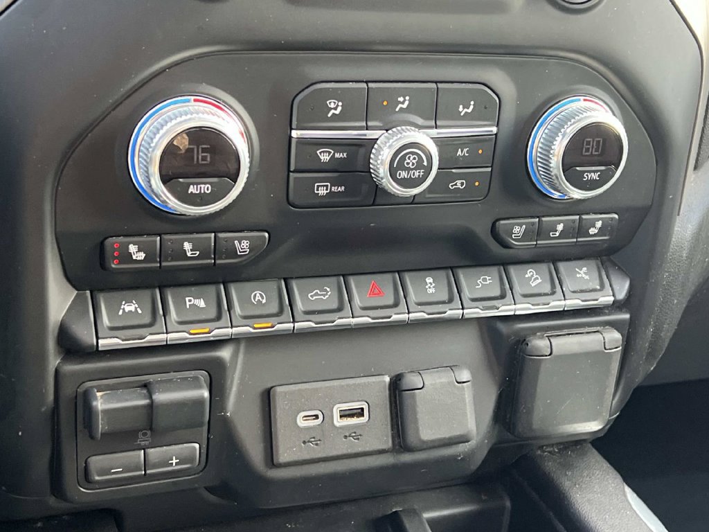 Used 2019 GMC Sierra 1500 Denali w/ Denali Ultimate Package AWD/4WD image 23