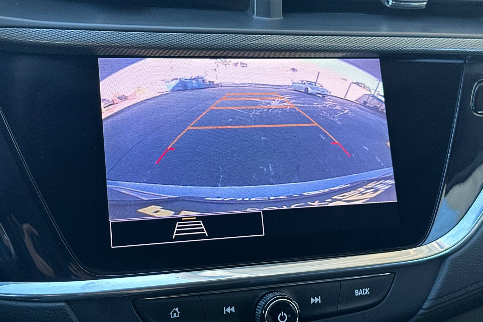 Used 2023 Buick Encore GX Select w/ Sport Touring Package image 26