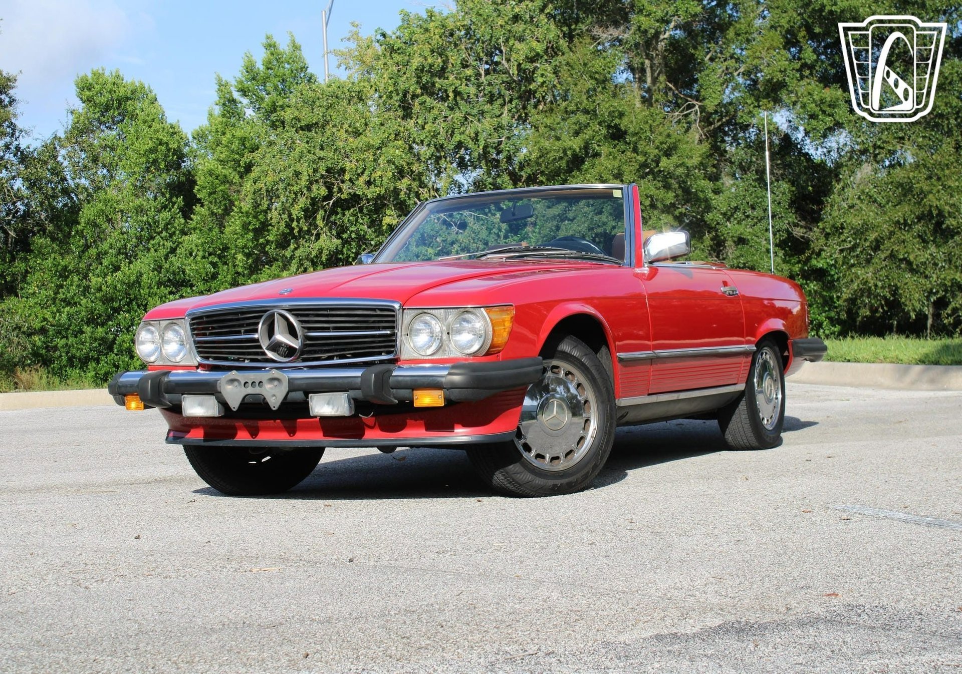 Used 1987 Mercedes-Benz 560 SL image 3
