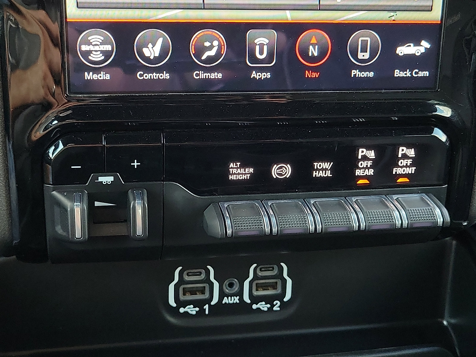 Used 2020 RAM 3500 Laramie w/ Night Edition AWD/4WD image 15