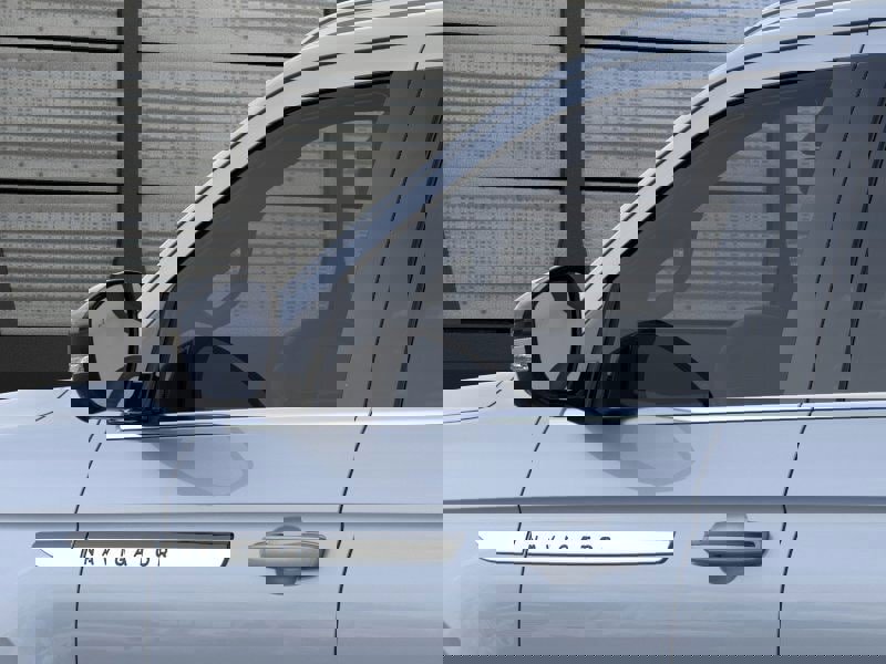 New 2026 Lincoln Navigator Reserve image 20