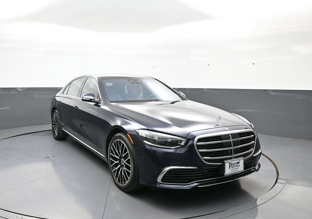 Used 2026 Mercedes-Benz S 580 4MATIC Sedan image 3