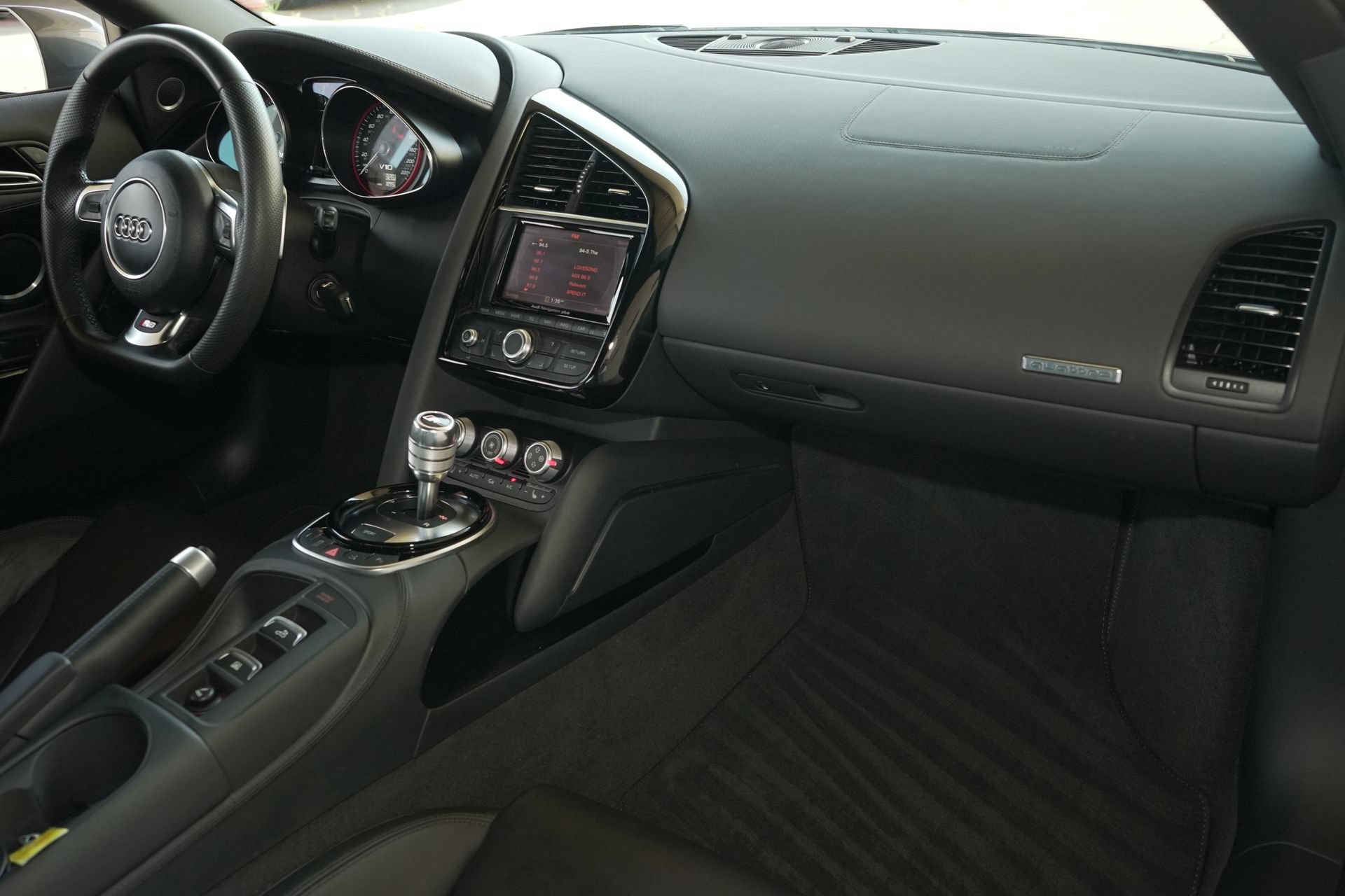 Used 2015 Audi R8 V10 AWD/4WD image 5