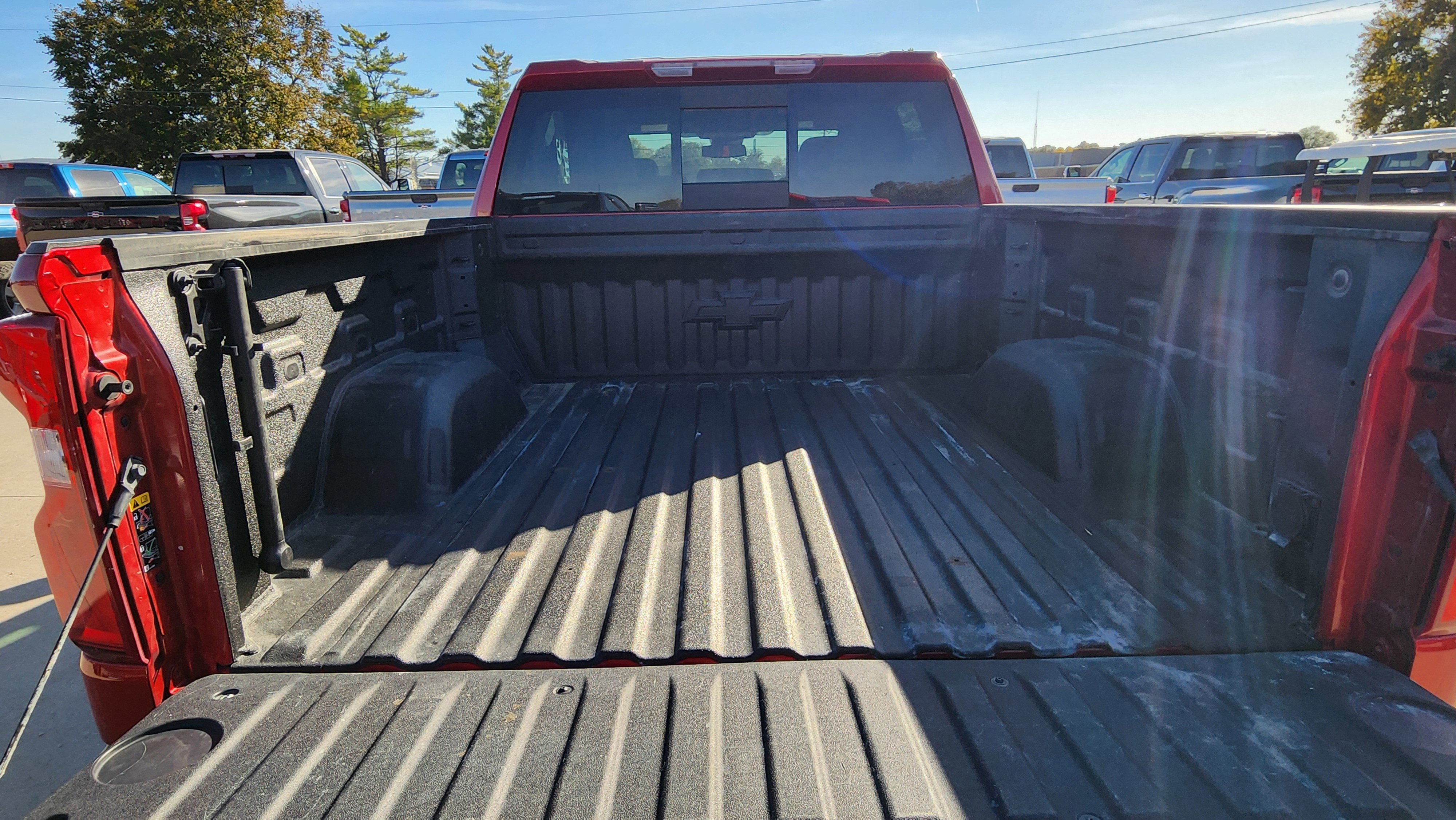 Certified 2025 Chevrolet Silverado 1500 LTZ w/ Z71 Off-Road Package image 6