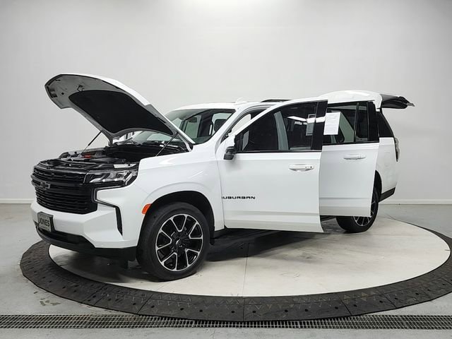 Used 2024 Chevrolet Suburban RST w/ Luxury Package AWD/4WD image 11