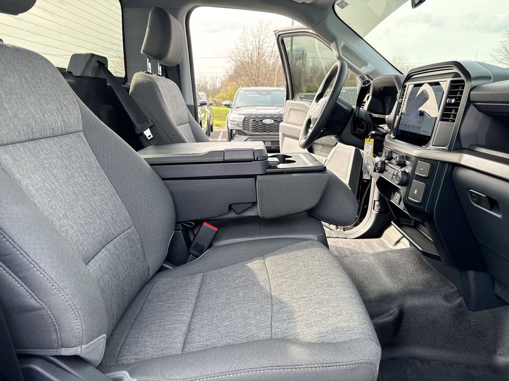 Used 2025 Ford F150 XL w/ Equipment Group 103A High image 21