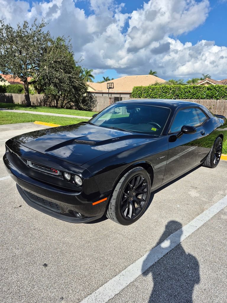 Certified 2015 Dodge Challenger R/T Plus image 20