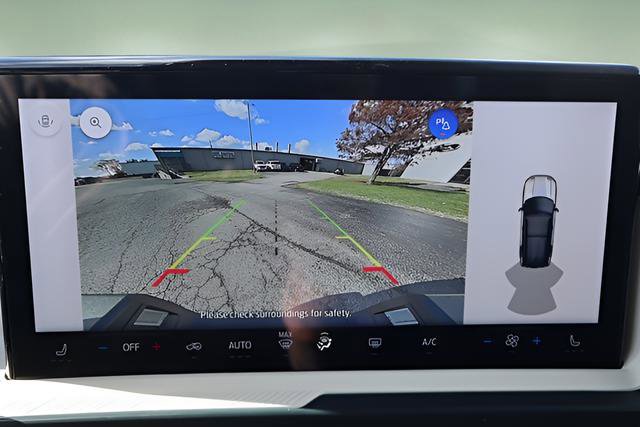 New 2025 Ford Bronco Sport Heritage w/ Convenience Package image 17