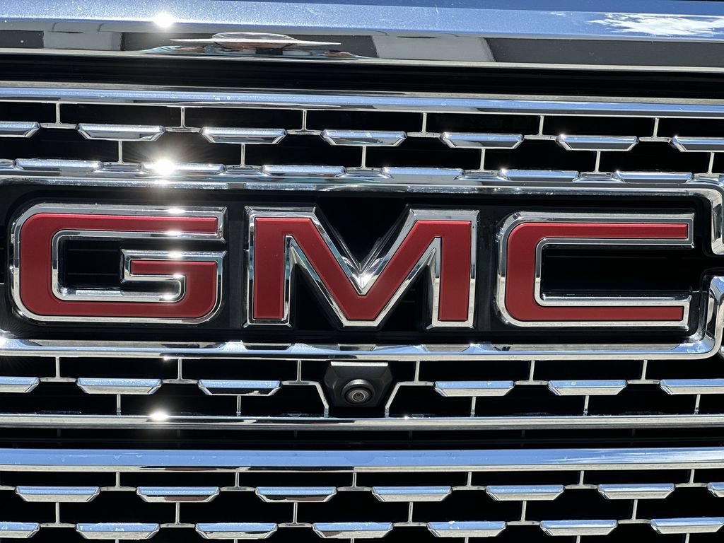 Certified 2021 GMC Sierra 1500 Denali w/ Denali Ultimate Package AWD/4WD image 32