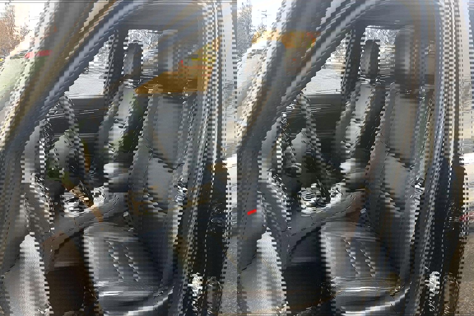 Used 2022 Jeep Grand Cherokee Limited w/ Trailer Tow Group IV image 30