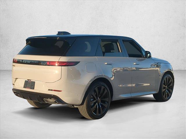 New 2027 Land Rover Range Rover Sport Dynamic SE AWD/4WD image 4