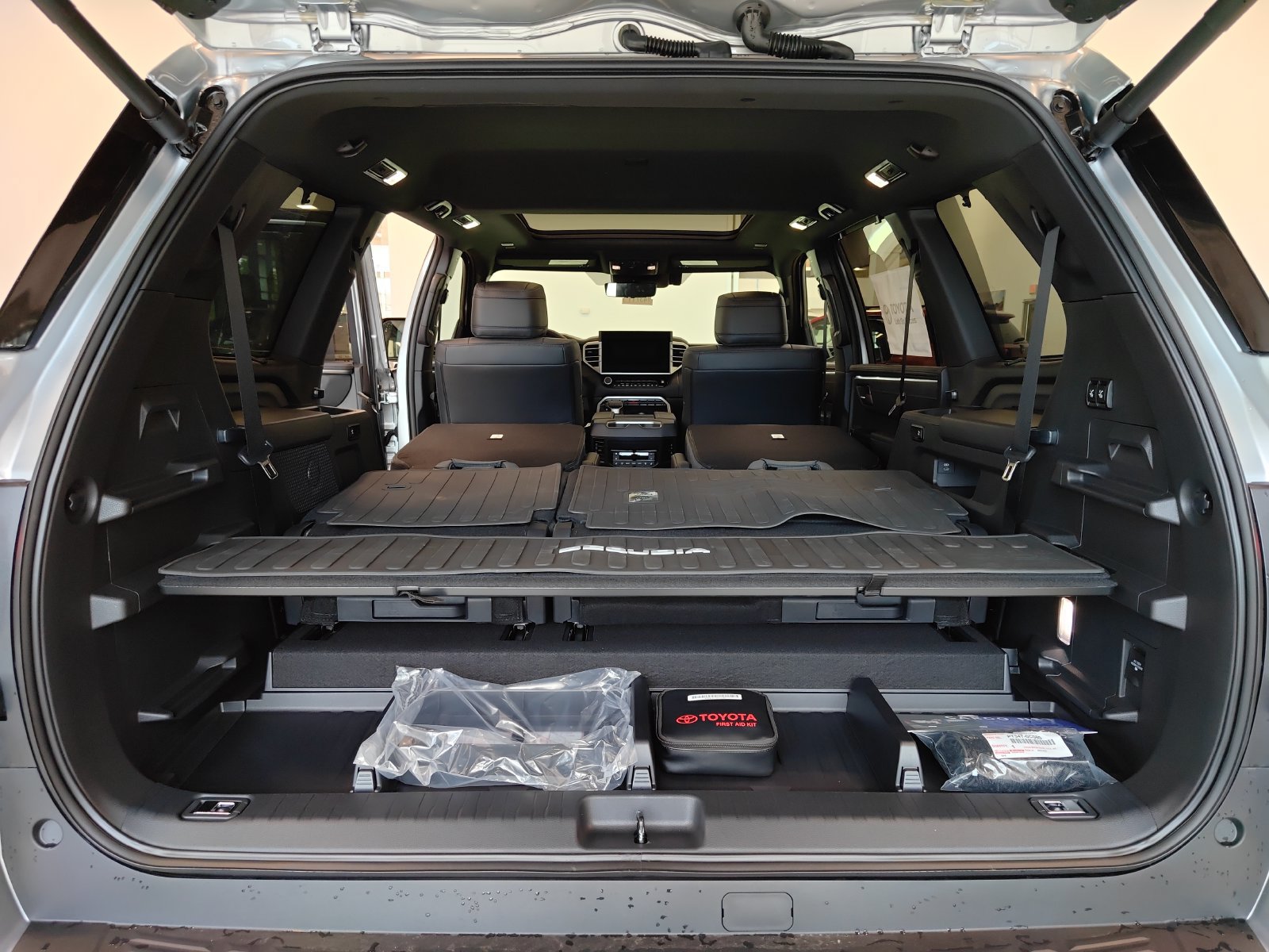New 2026 Toyota Sequoia Platinum AWD/4WD image 20