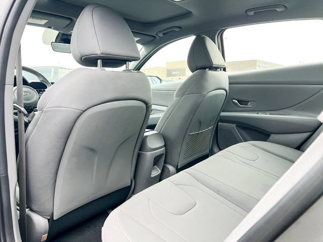 New 2025 Hyundai Elantra SEL FWD image 11