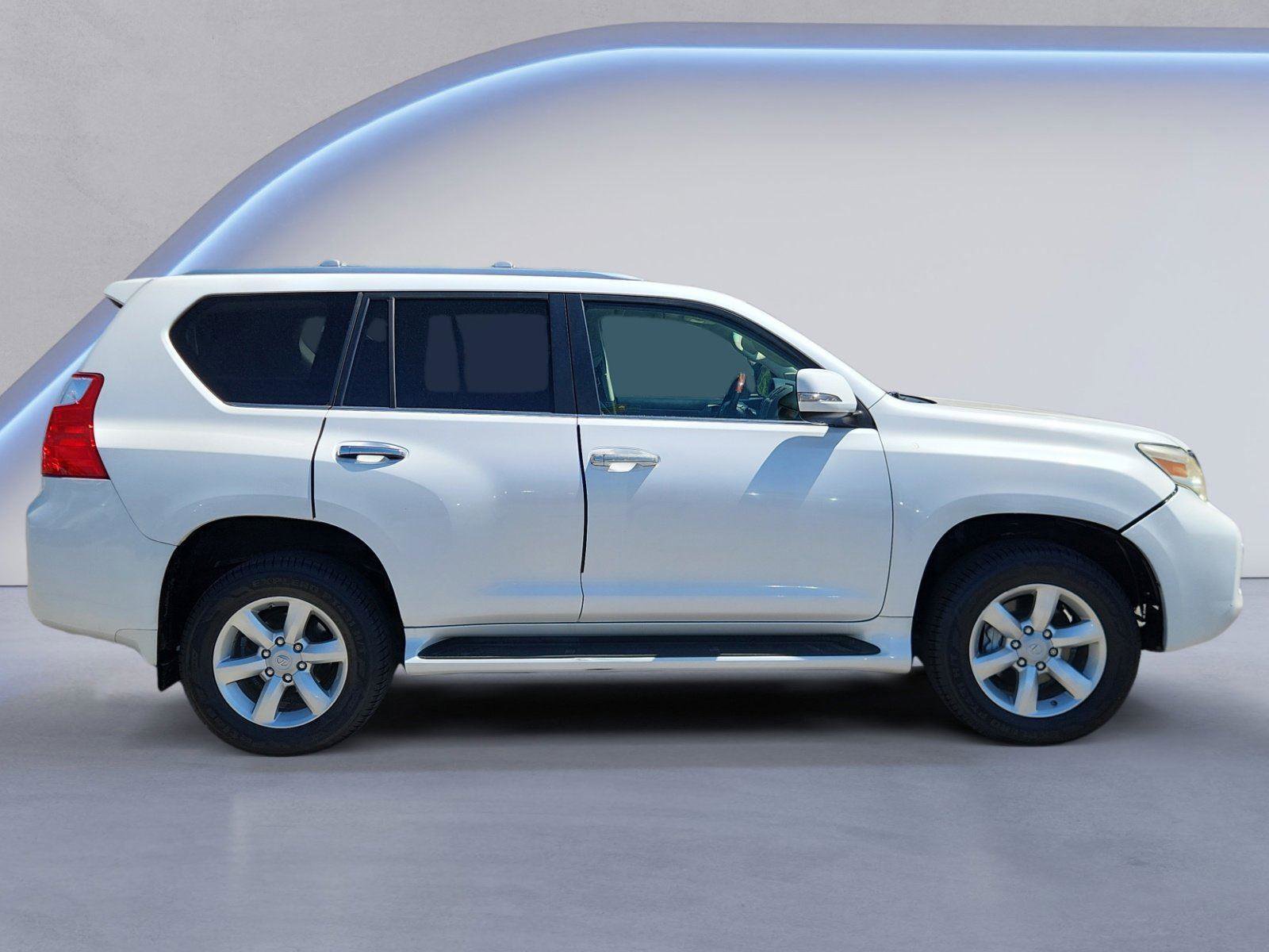Used 2010 Lexus GX 460 AWD/4WD image 2
