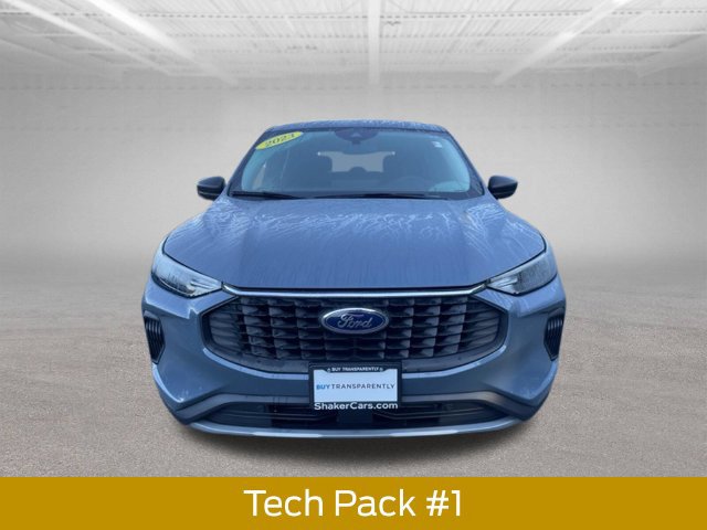 Certified 2023 Ford Escape Active w/ Tech Pack #1 AWD/4WD image 2