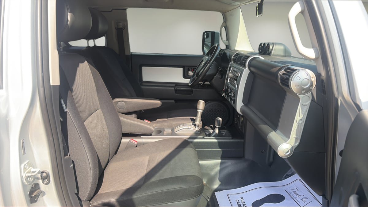 Used 2007 Toyota FJ Cruiser 4WD image 10