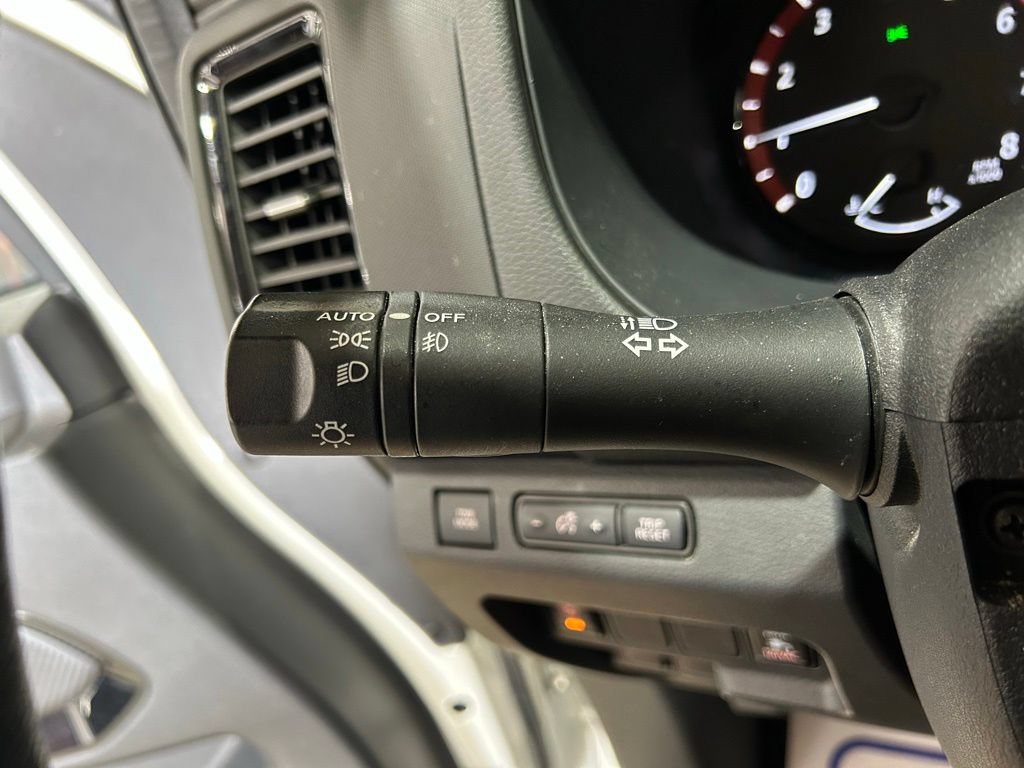Used 2022 Nissan Frontier PRO-4X AWD/4WD image 23