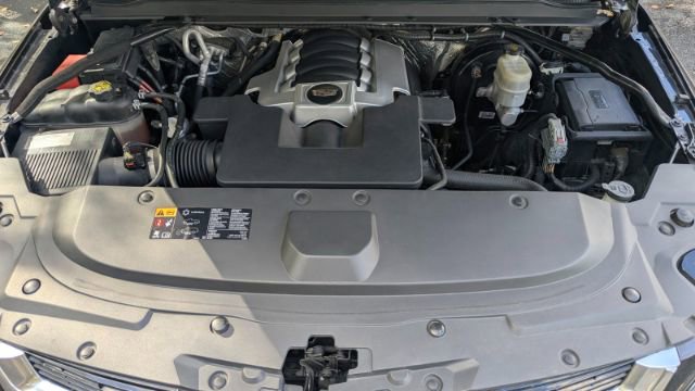 Used 2015 Cadillac Escalade Luxury image 48