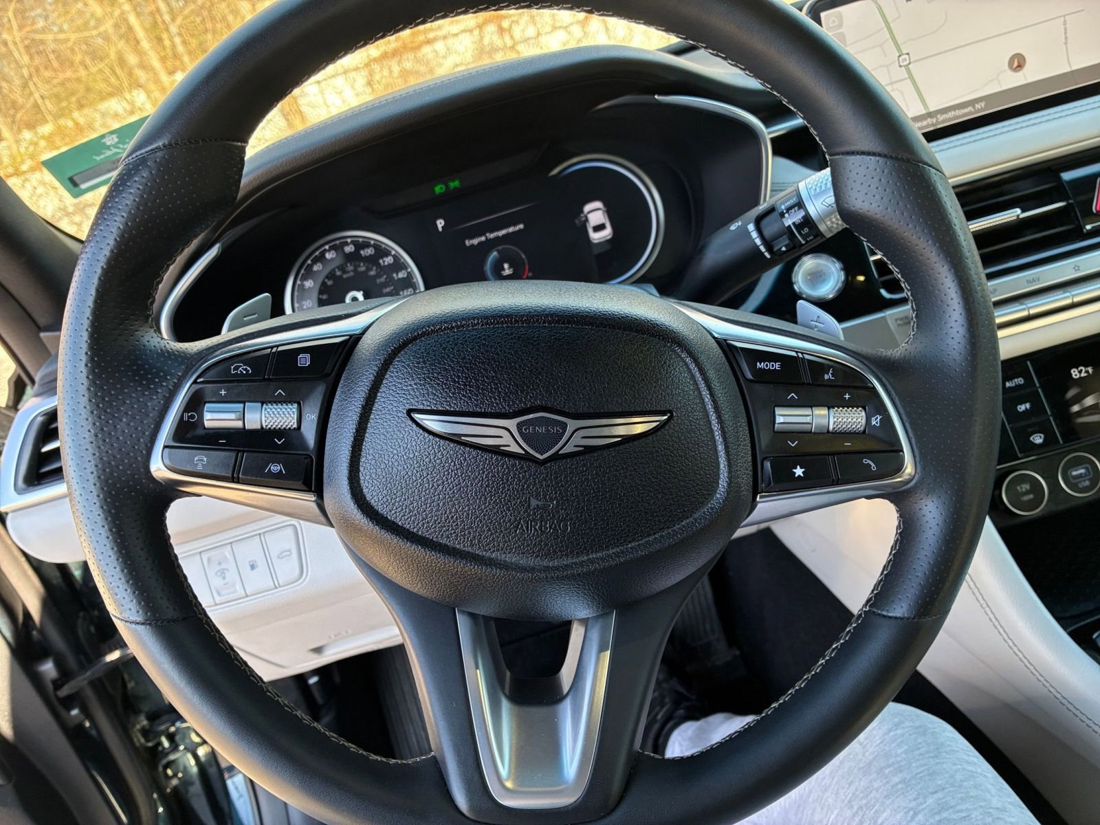 Used 2025 Genesis G70 2.5T image 28