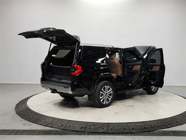 Used 2025 Toyota 4Runner Limited image 15
