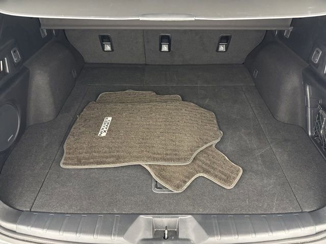 Used 2025 Subaru Outback Onyx Edition AWD/4WD image 30